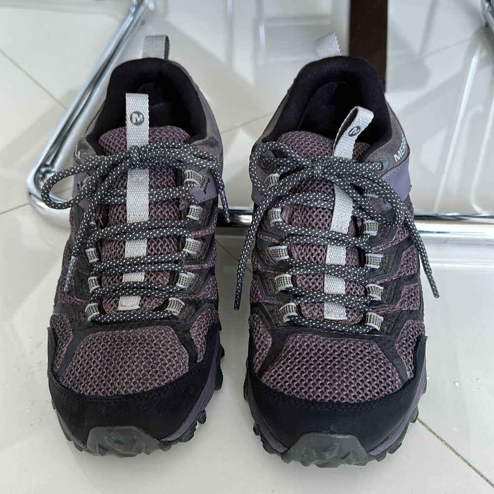 Hiking shoes